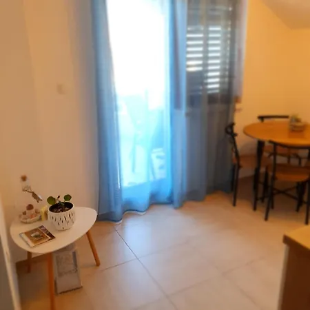 Apartman Magdalena Knin Zewnętrze zdjęcie